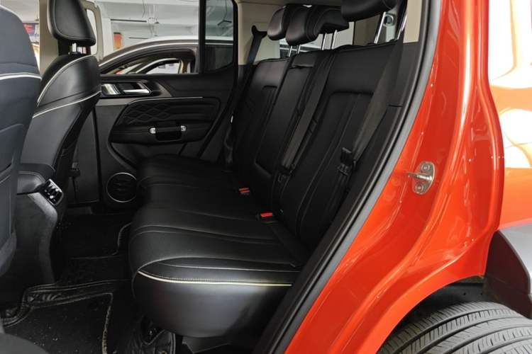 Used Tank 300 2023 Off-Road Edition 2.0T Conqueror Left Rear Seat