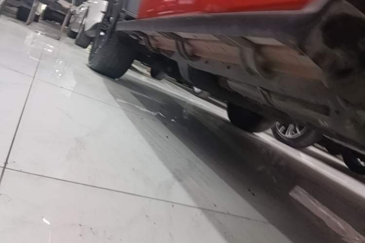 Used Tank 300 2023 Off-Road Edition 2.0T Conqueror Left Side Sill