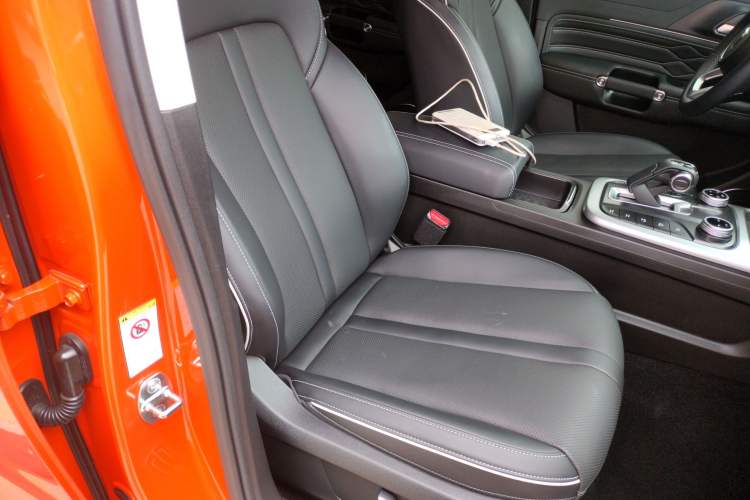 Used Tank 300 2023 Off-Road Edition 2.0T Conqueror Right Front Seat