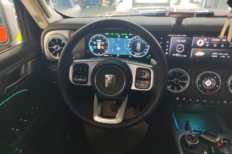 Used Tank 300 2023 City Edition 2.0T—Stylish as Ever Steering Wheel