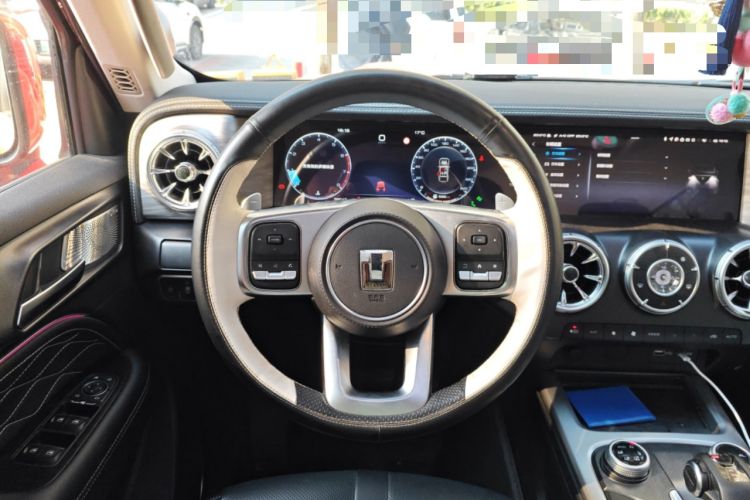 Used Tank 300 2023 City Edition 2.0T—Stylish as Ever Steering Wheel
