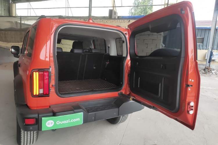 Used Tank 300 2023 Off-Road Edition 2.0T Conqueror Trunk
