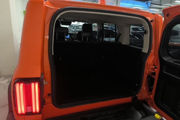 Used Tank 300 2023 Off-Road Edition 2.0T Conqueror Trunk