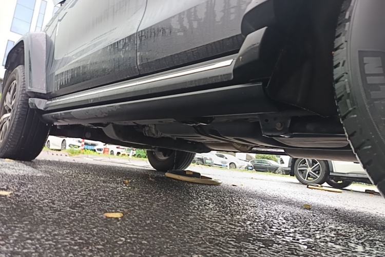Used Tank 300 2023 City Edition 2.0T—Stylish as Ever Chassis Rear Left