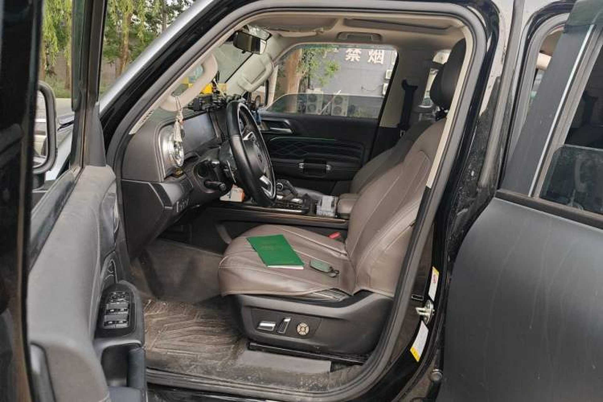 Used Tank 300 2023 Off-Road Edition 2.0T Conqueror Driver Seat