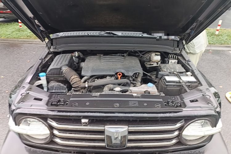 Used Tank 300 2023 City Edition 2.0T—Stylish as Ever Engine Bay