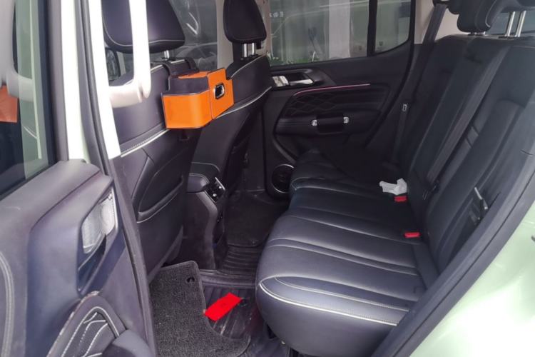 Used Tank 300 2023 City Edition 2.0T—Stylish as Ever Left Rear Seat