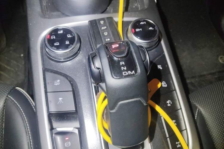 Used Tank 300 2023 Off-Road Edition 2.0T Conqueror Gear Lever