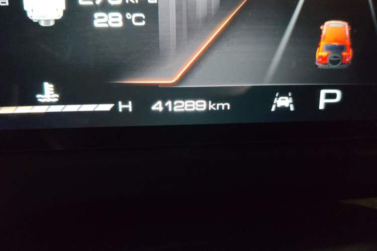 Used Tank 300 2023 City Edition 2.0T—Stylish as Ever Odometer Close Up