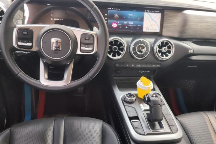 Used Tank 300 2023 City Edition 2.0T—Stylish as Ever Center Console
