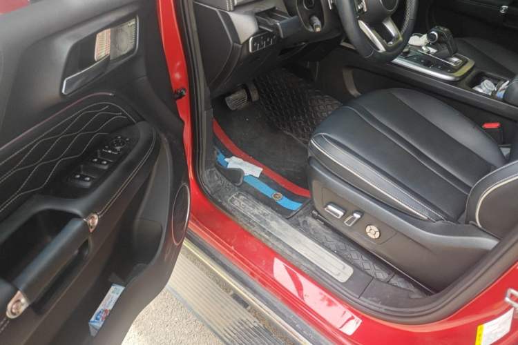 Used Tank 300 2023 City Edition 2.0T—Stylish as Ever Driver Seat