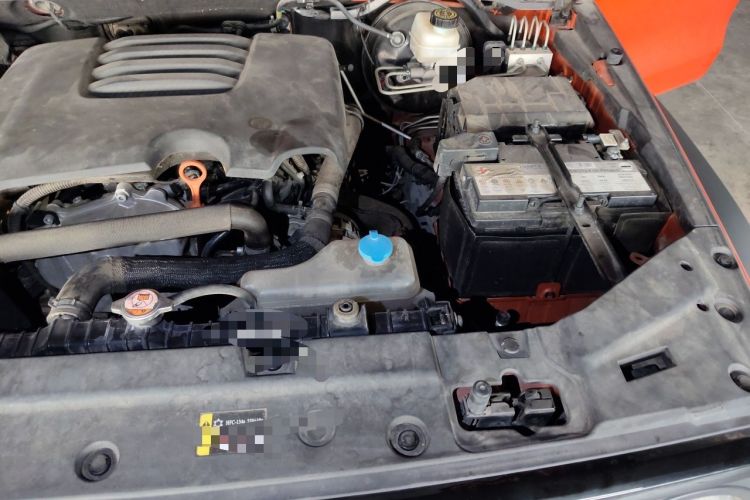 Used Tank 300 2023 Off-Road Edition 2.0T Conqueror Engine Bay Left