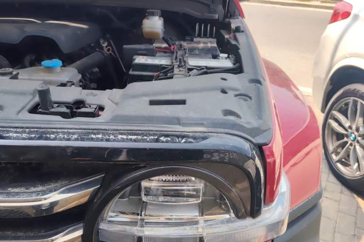Used Tank 300 2023 City Edition 2.0T—Stylish as Ever Engine Bay Left