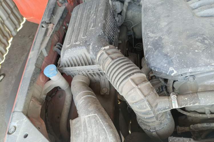Used Tank 300 2023 Off-Road Edition 2.0T Challenger Engine Bay Right