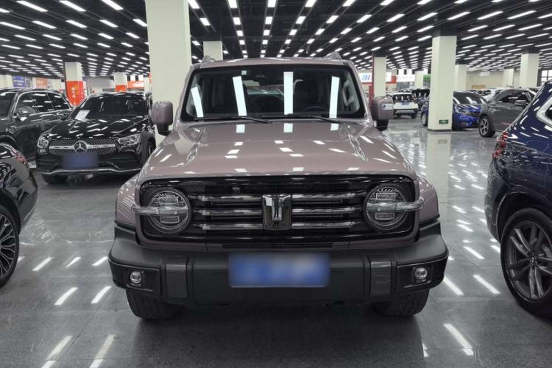 Used Tank 300 2023 City Edition 2.0T—Stylish as Ever Front