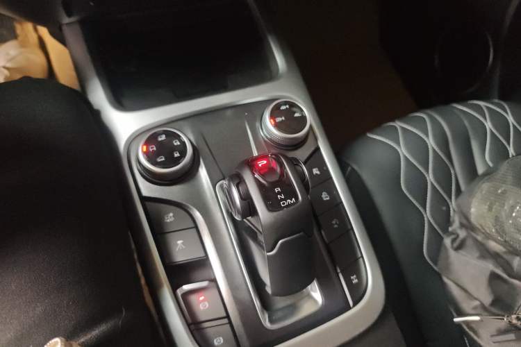 Used Tank 300 2023 Off-Road Edition 2.0T Challenger Gear Lever