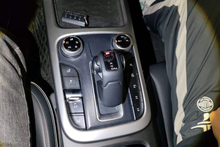 Used Tank 300 2023 Off-Road Edition 2.0T Conqueror Gear Lever