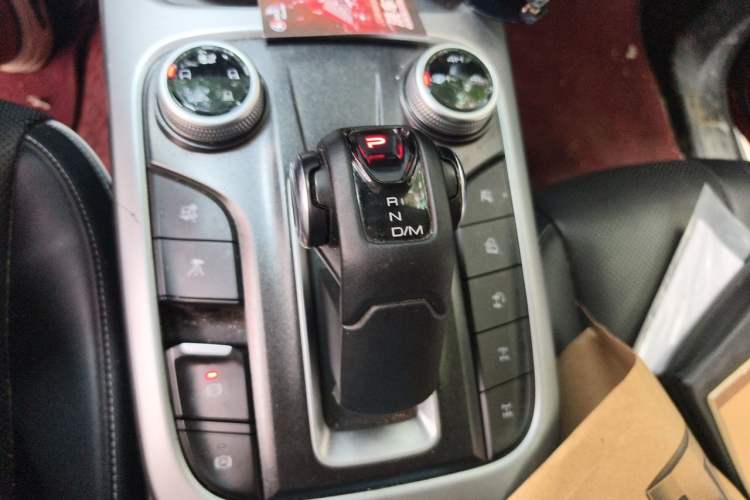 Used Tank 300 2023 Off-Road Edition 2.0T Conqueror Gear Lever