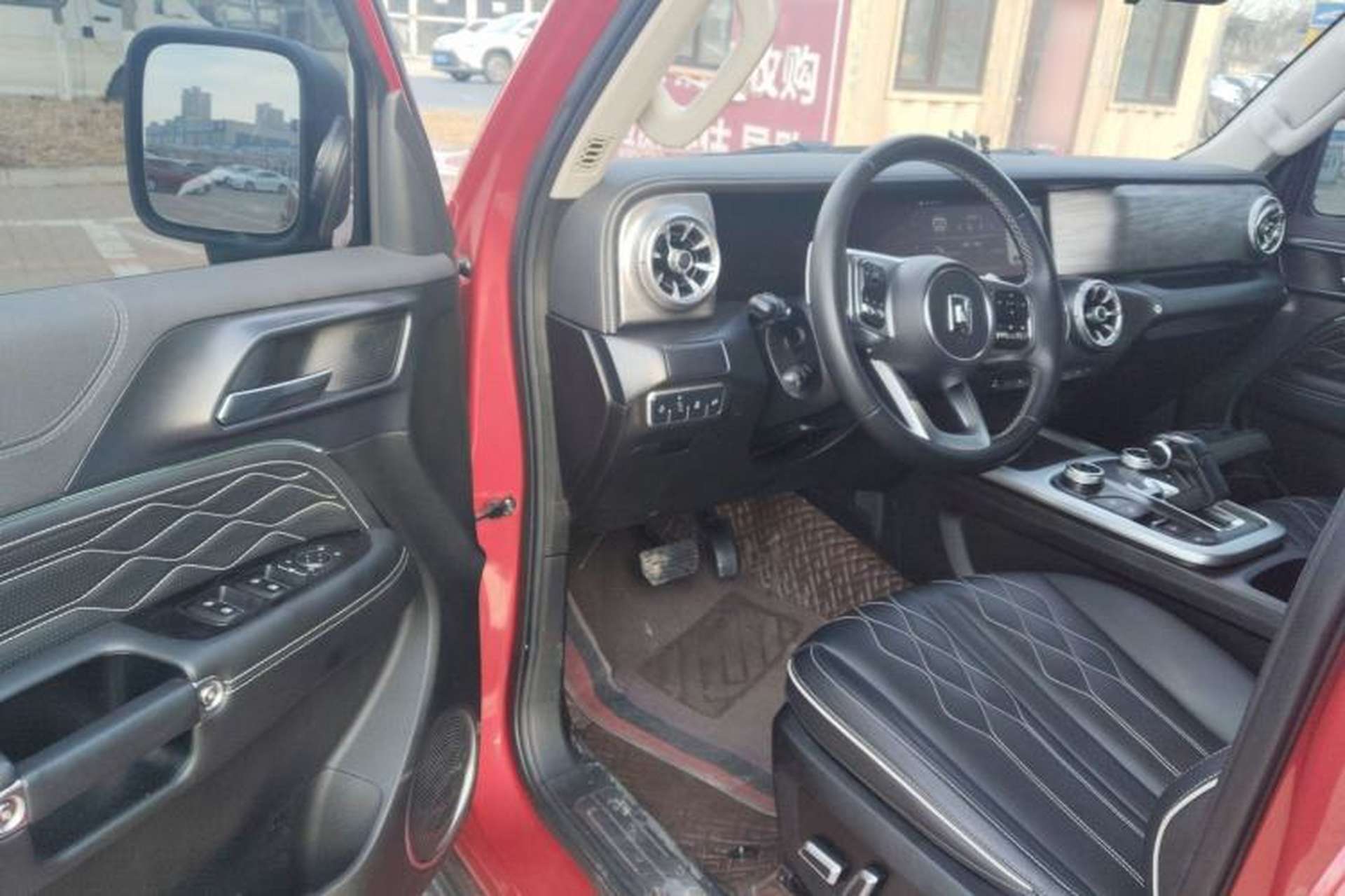 Used Tank 300 2023 Off-Road Edition 2.0T Challenger Interior 3
