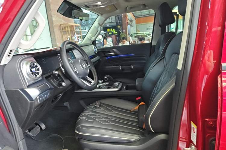 Used Tank 300 2023 Off-Road Edition 2.0T Challenger Left Front Seat
