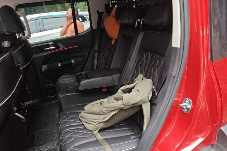 Used Tank 300 2023 Off-Road Edition 2.0T Challenger Left Rear Seat