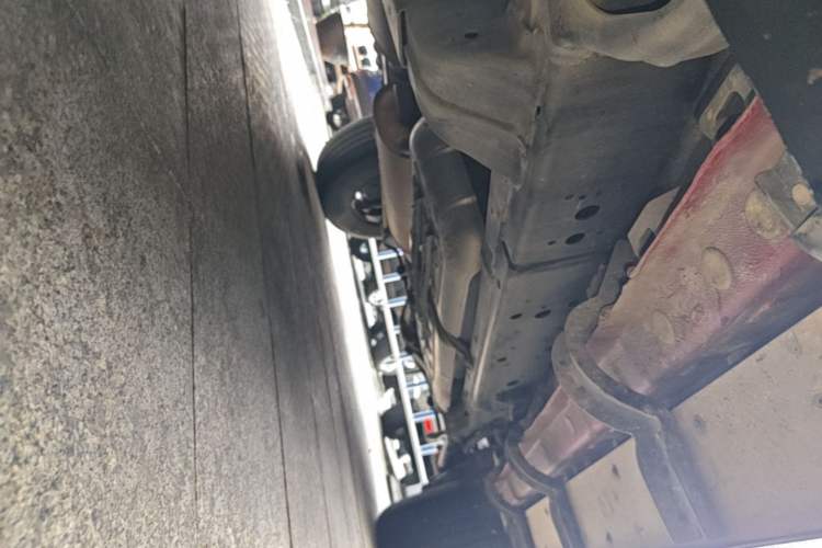 Used Tank 300 2023 Off-Road Edition 2.0T Challenger Left Side Sill