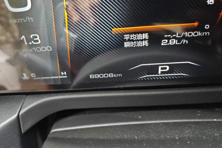 Used Tank 300 2023 Off-Road Edition 2.0T Challenger Odometer Close Up