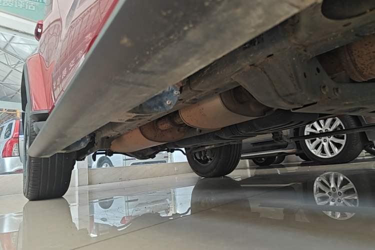Used Tank 300 2023 City Edition 2.0T—Stylish as Ever Right Side Sill