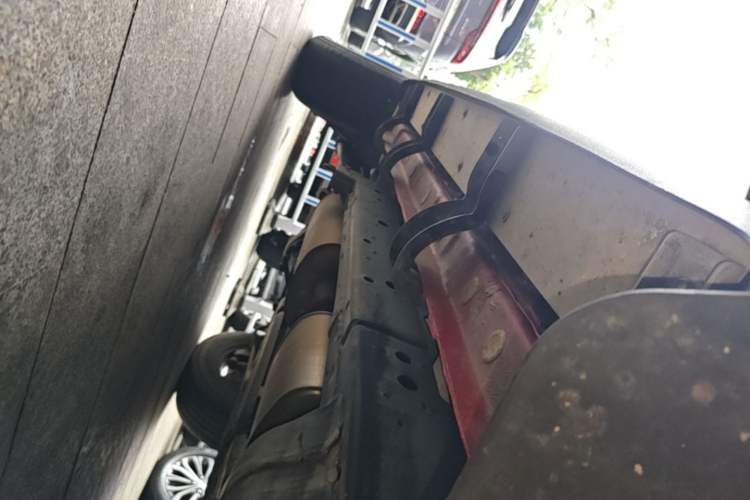 Used Tank 300 2023 Off-Road Edition 2.0T Challenger Right Side Sill