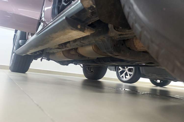 Used Tank 300 2023 City Edition 2.0T—Stylish as Ever Right Side Sill
