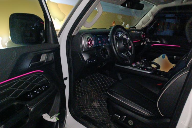 Used Tank 300 2023 City Edition 2.0T—Stylish as Ever Driver Seat