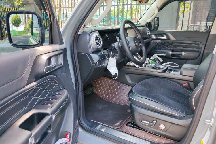 Used Tank 300 2023 Off-Road Edition 2.0T Conqueror Driver Seat