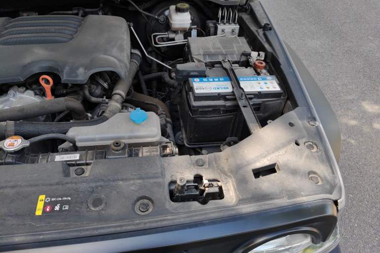 Used Tank 300 2023 Off-Road Edition 2.0T Conqueror Engine Bay Left