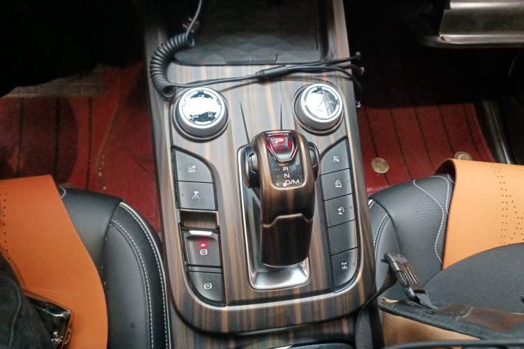 Used Tank 300 2023 Off-Road Edition 2.0T Challenger Gear Lever
