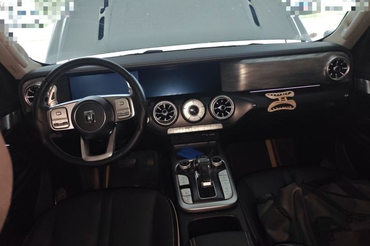 Used Tank 300 2023 City Edition 2.0T—Stylish as Ever Interior 2