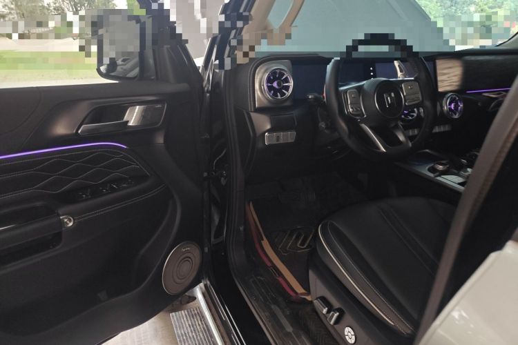 Used Tank 300 2023 City Edition 2.0T—Stylish as Ever Interior 3