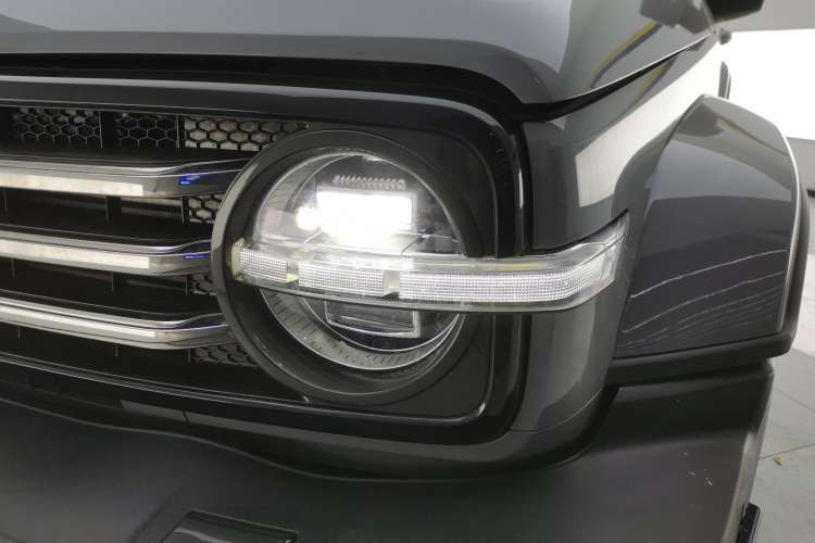 Used Tank 300 2023 City Edition 2.0T—Stylish as Ever Left Front Headlight