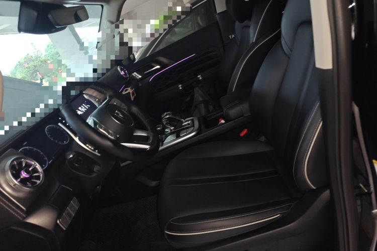 Used Tank 300 2023 City Edition 2.0T—Stylish as Ever Left Front Seat