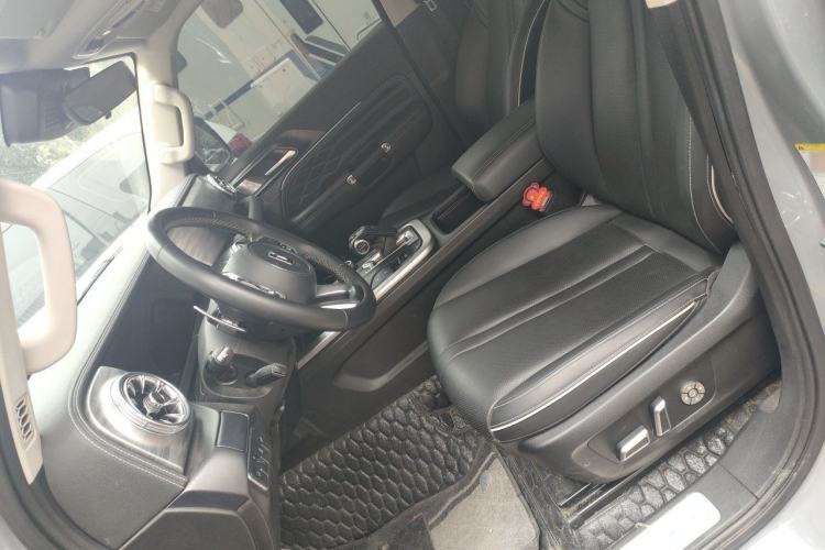 Used Tank 300 2023 Off-Road Edition 2.0T Conqueror Left Front Seat