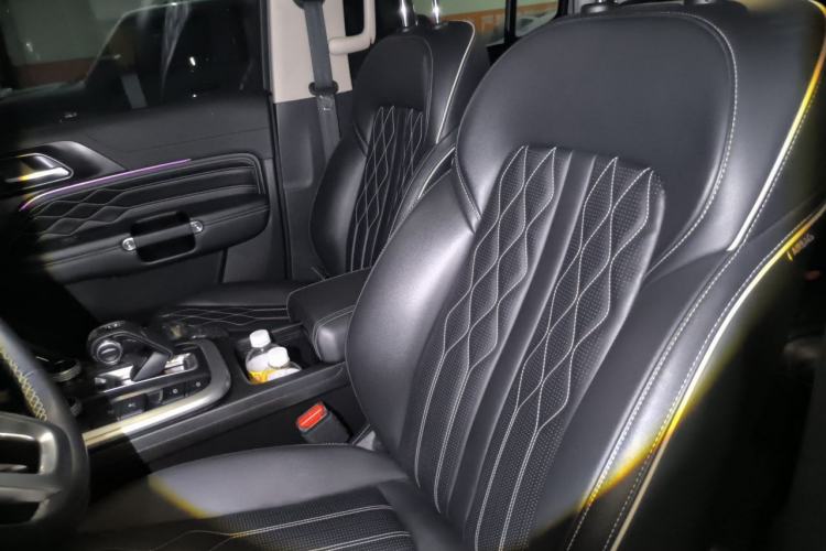 Used Tank 300 2023 Off-Road Edition 2.0T Challenger Left Front Seat
