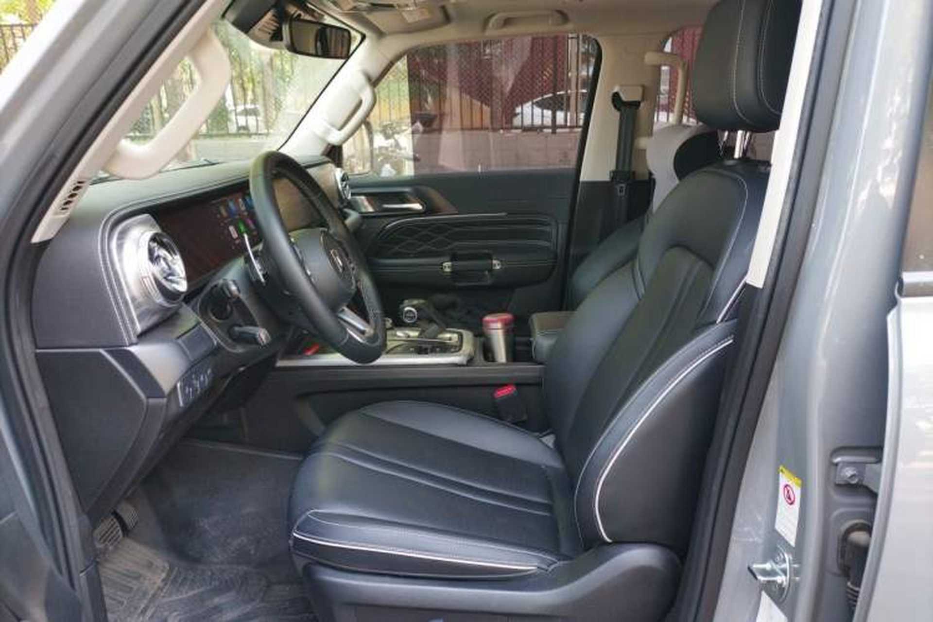 Used Tank 300 2023 City Edition 2.0T—Stylish as Ever Left Front Seat