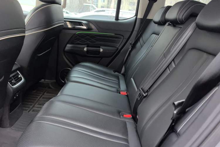 Used Tank 300 2023 Off-Road Edition 2.0T Conqueror Left Rear Seat
