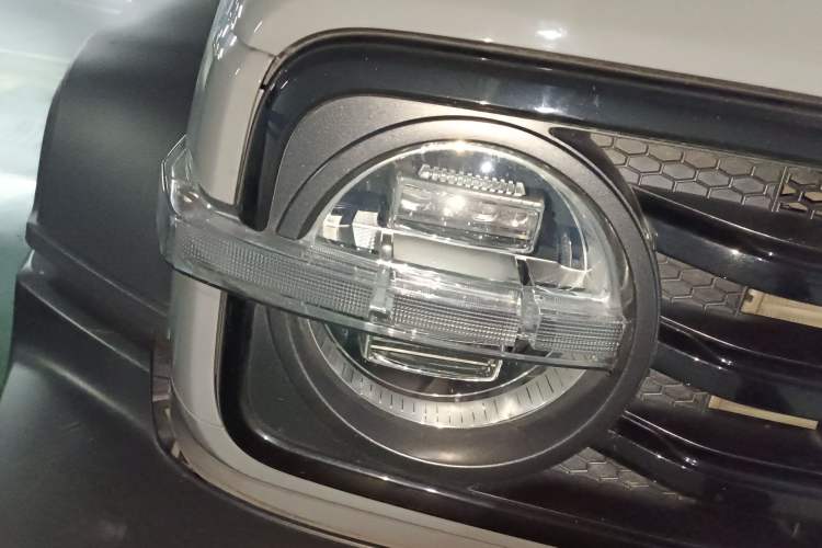 Used Tank 300 2023 Off-Road Edition 2.0T Conqueror Right Front Headlight