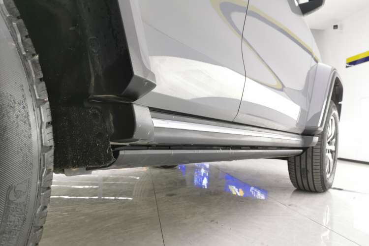 Used Tank 300 2023 City Edition 2.0T—Stylish as Ever Right Side Sill
