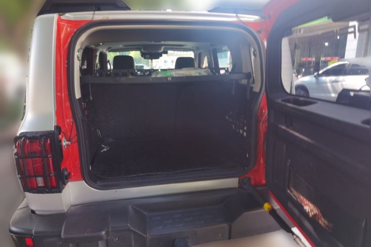 Used Tank 300 2023 Off-Road Edition 2.0T Conqueror Trunk