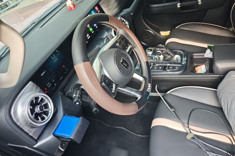 Used Tank 300 2023 City Edition 2.0T—Stylish as Ever Steering Wheel