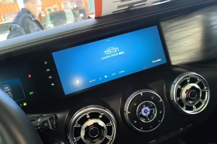 Used Tank 300 2023 Off-Road Edition 2.0T Conqueror Audio And AC Panel