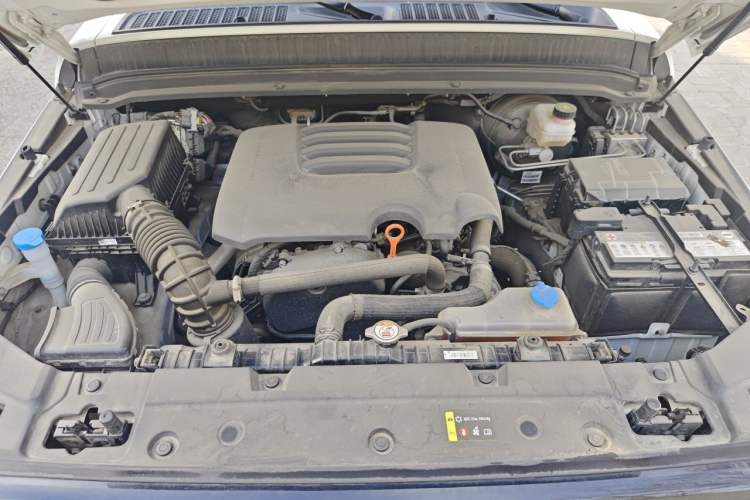 Used Tank 300 2023 City Edition 2.0T—Stylish as Ever Engine Bay