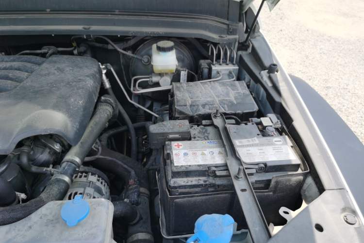 Used Tank 300 2023 2.0T Iron Rider 02 Engine Bay Left