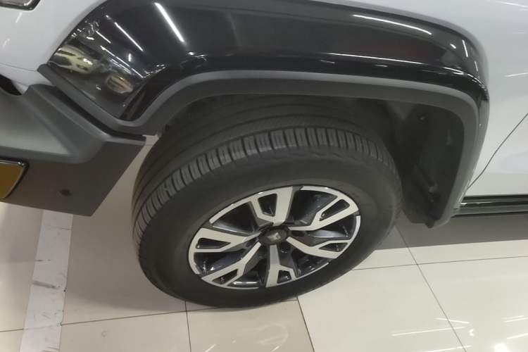 Used Tank 300 2023 City Edition 2.0T—Stylish as Ever Exterior 4